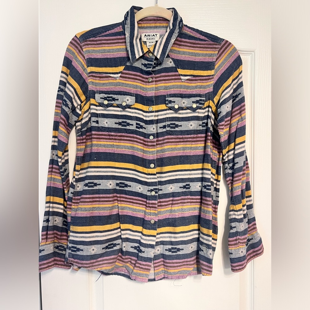Women’s Ariat Button Down